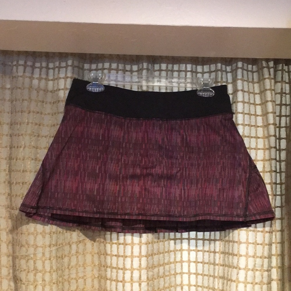 Lululemon Running Skirt Size 6 EUC